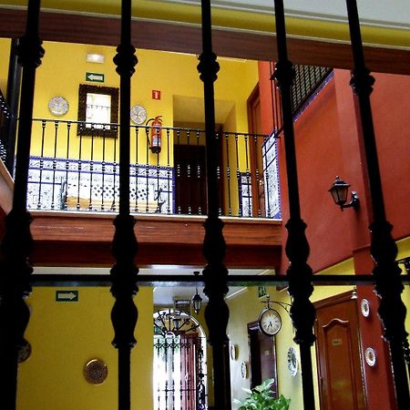 Pension Macarena Sevilla Dış mekan fotoğraf
