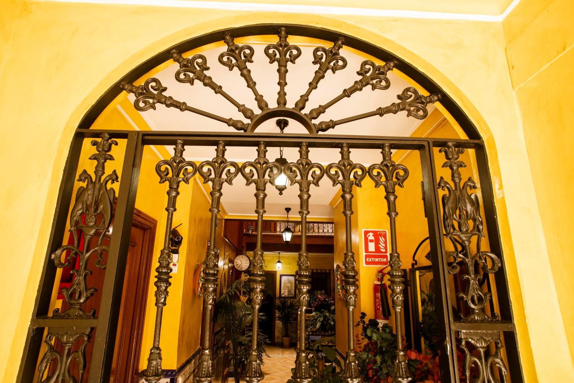Pension Macarena Sevilla Dış mekan fotoğraf